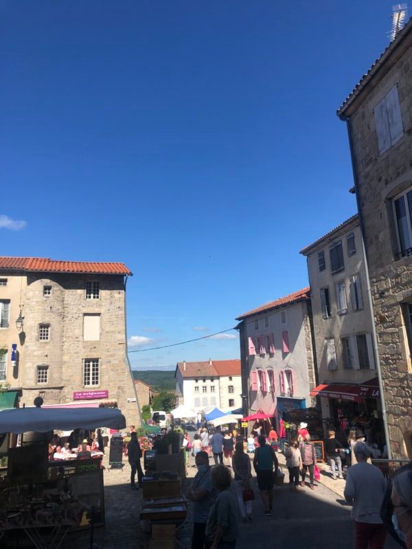 Le marché hébdomadaire de la chaise dieu